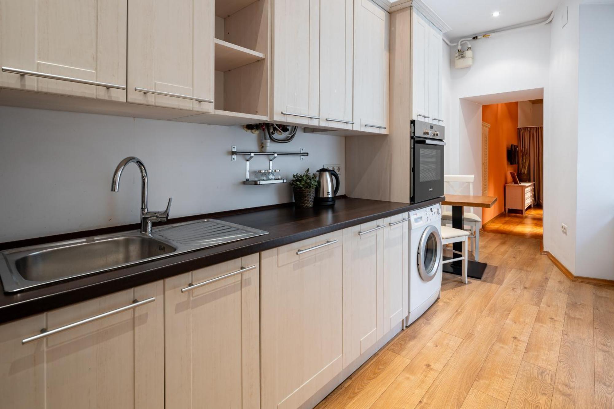 Romari Площа Ринок 28 Apartamento Lviv Exterior foto