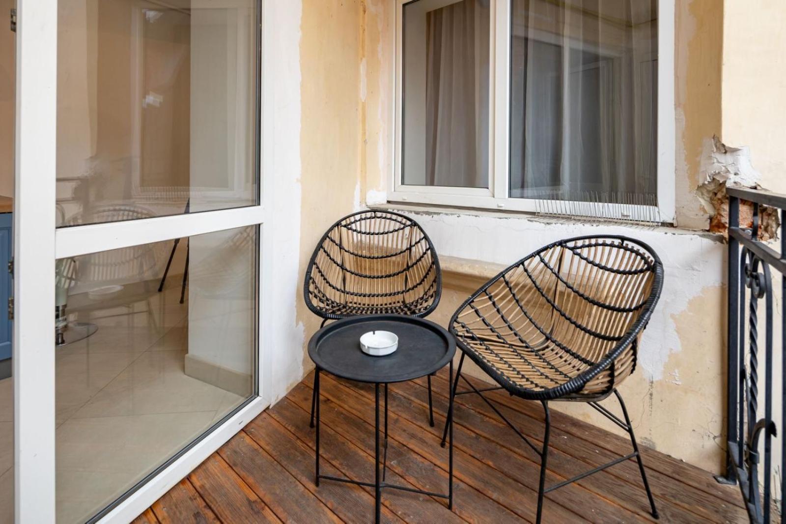 Romari Площа Ринок 28 Apartamento Lviv Exterior foto